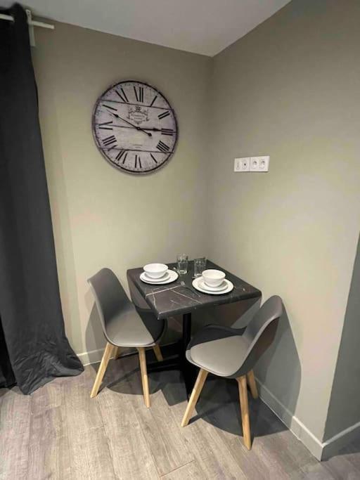 La Suite De L'Empereur/ Logement Neuf Janvier 2024 Orleans Luaran gambar